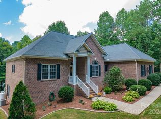 5043 Grace Chapel Rd, Granite Falls, NC 28630