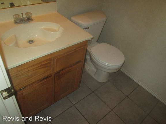 4th image of 4609 Wade Dr APT D