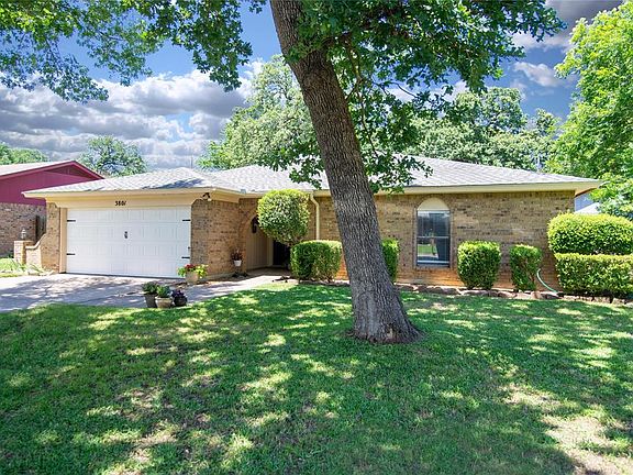3rd image of 3801 Mahonia Ct