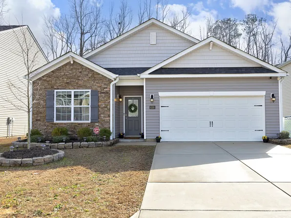 6109 Watsonia Dr, Zebulon, NC 27597