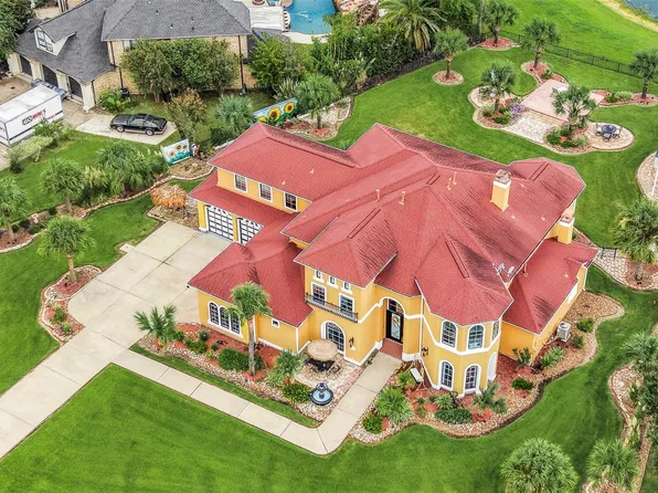1026 Kings Forest Ln, Richmond, TX 77469