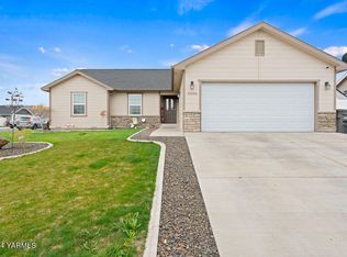 5900 Coolidge Rd, Yakima, WA 98903