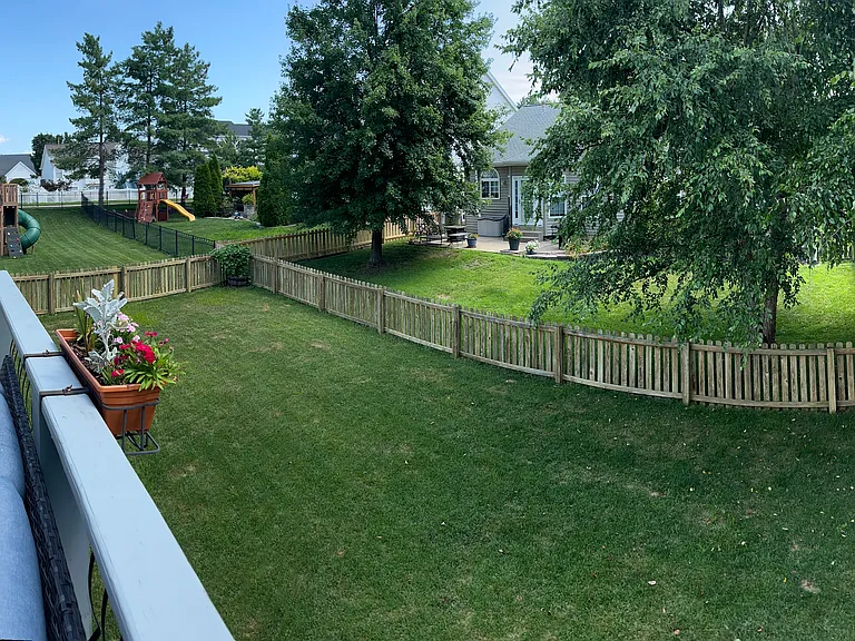 26 Fairwoods Ct — Photo 4