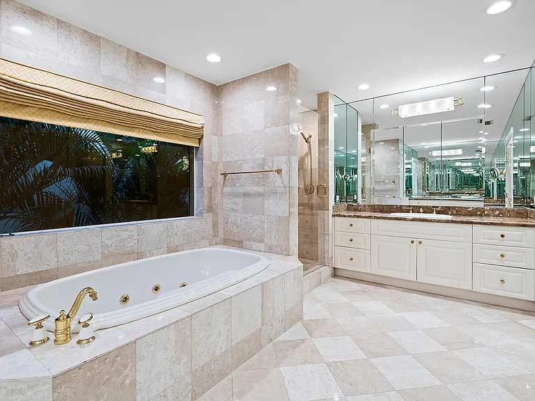 413 Coconut Isle Dr — Photo 19