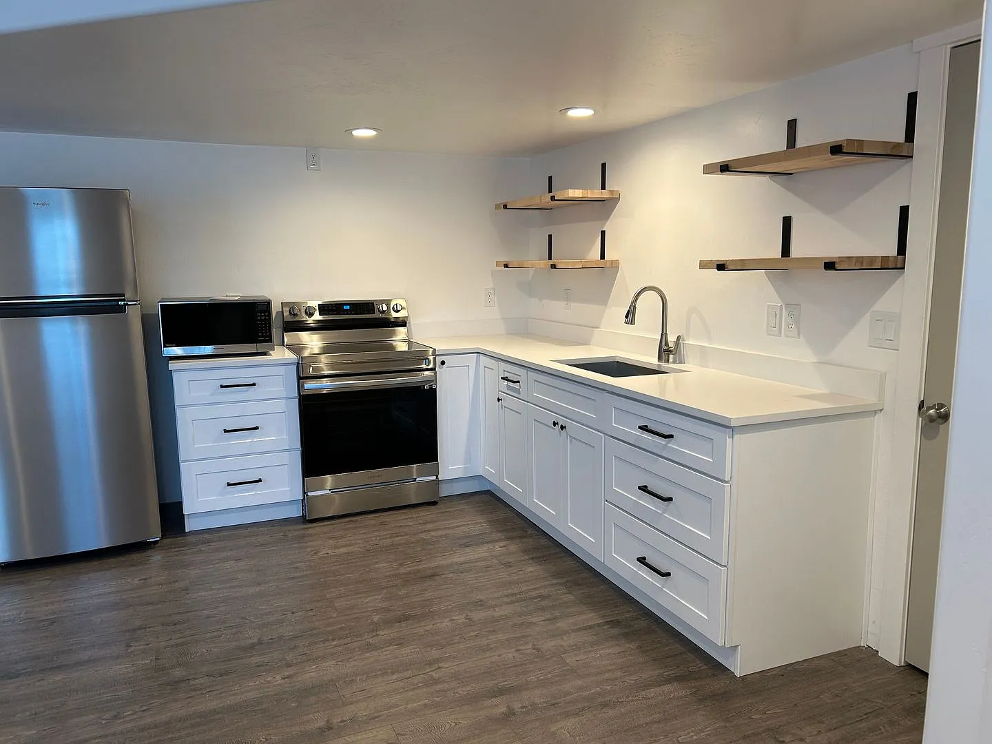 For Rent: 2 Bed / 1 Bath Basement Apartment Stansbury Park, UT — Photo 4