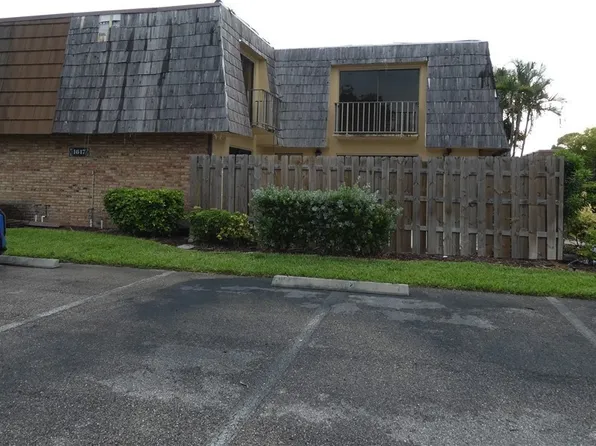 1647 Park Meadows Dr APT 2, Fort Myers, FL 33907