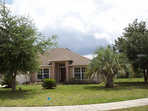 2nd image of 1812 Summit Oak Cir