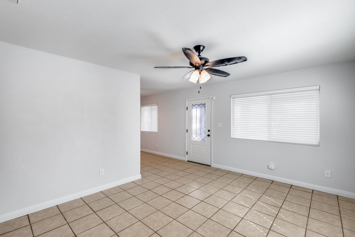 next background image