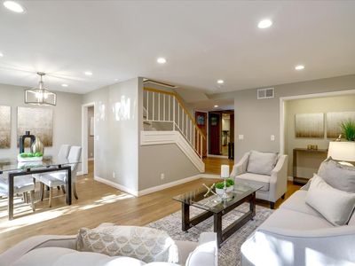 10138 Ridgeway Dr, Cupertino, CA, 95014