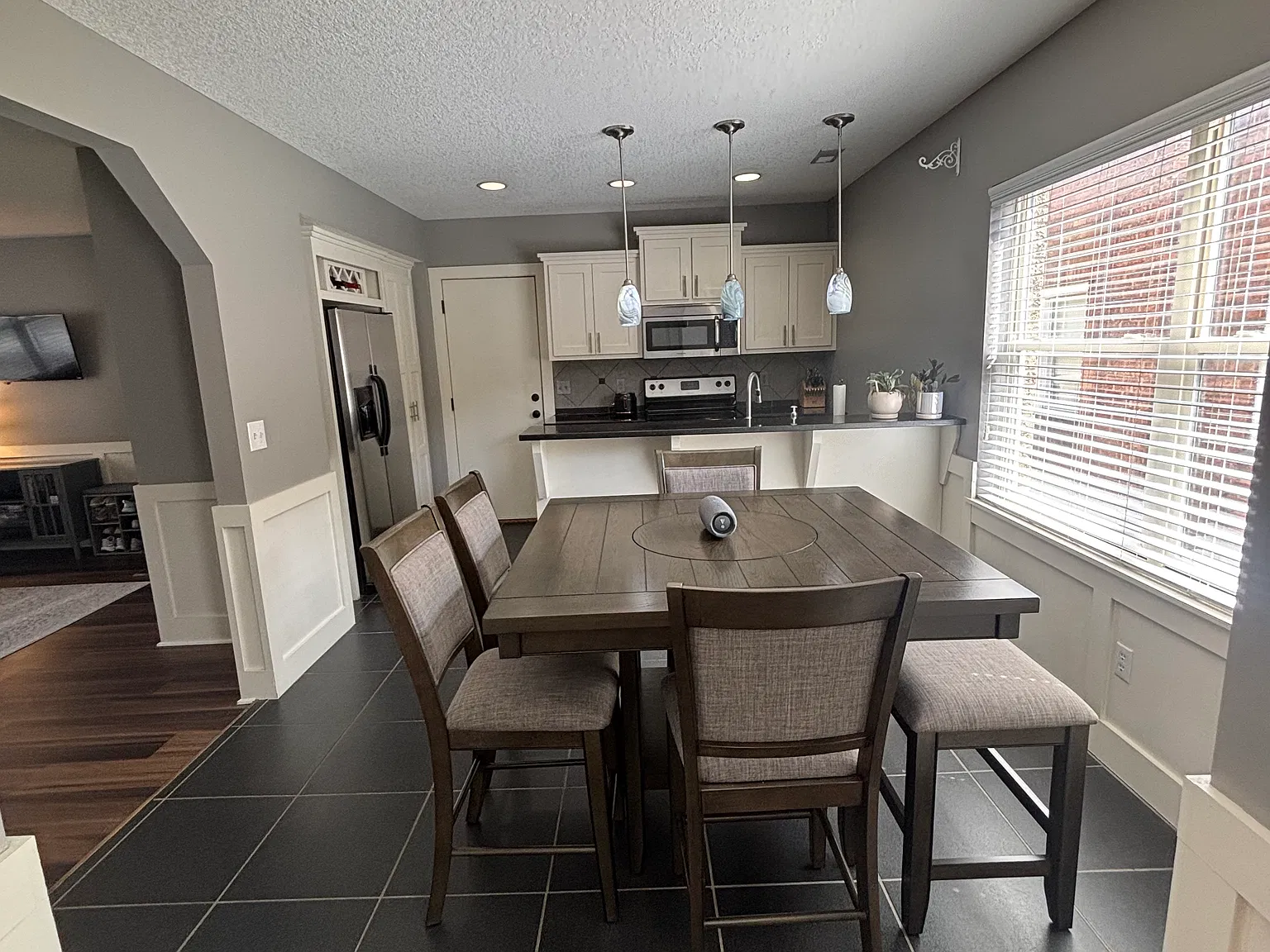 4524 Roanoke Pkwy — Photo 3