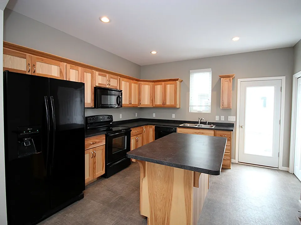 3167 Sullivan Loop