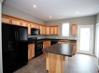 3167 Sullivan Loop, Bismarck, ND 58504