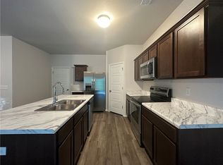 3330 Red Tail Way, Farmington, AR 72730