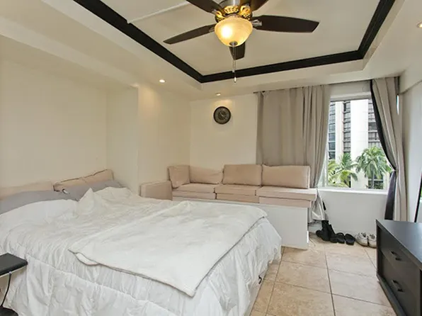 2547 Ala Wai Blvd #A, Honolulu, HI 96815
