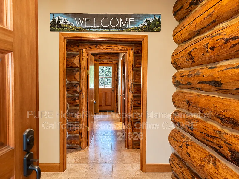 4 bed, 4.0 bath, 3746 sqft, $4,495 — Photo 2
