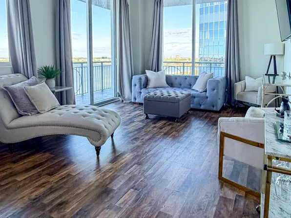 300 S Australian Ave, West Palm Beach, FL