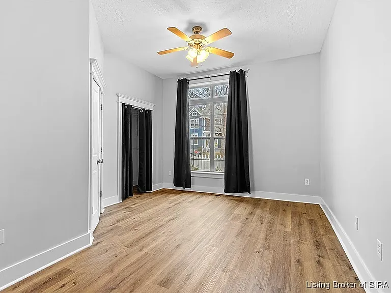 1744 Ekin Ave — Photo 16