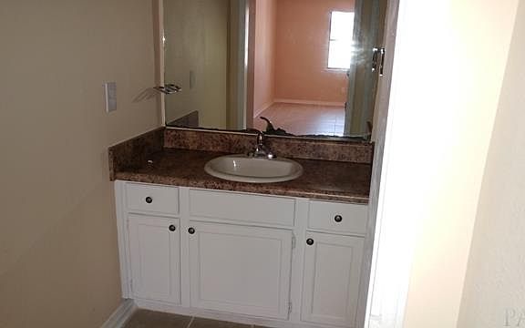 4th image of 467 Stara Cir APT A