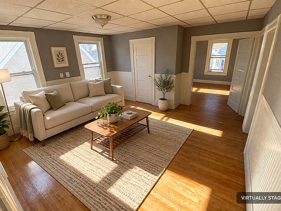 2nd image of 413 Merrimack St #3