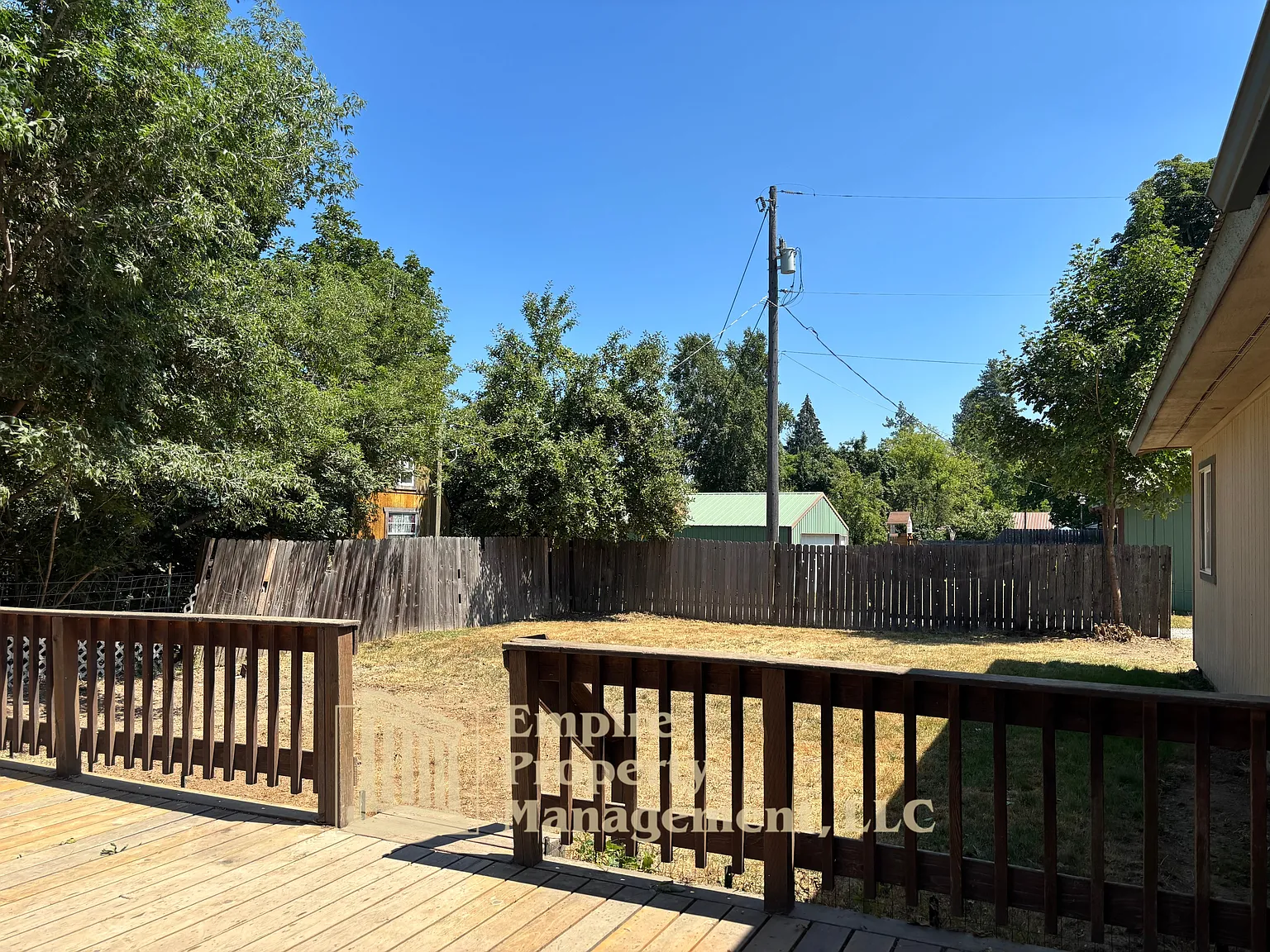 802 North Ella Avenue/1012 Larch Street - 1012 Larch St — Photo 2