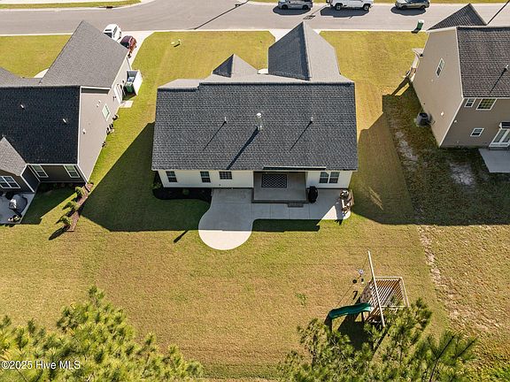 5th image of 7000 Sagebrush Drive