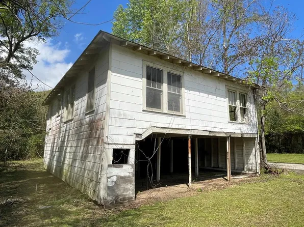 610 1/2 S 4th St, McComb, MS 39648