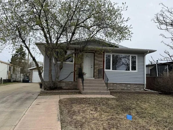 10303 W 105th St, High Level, AB T0H 1Z0