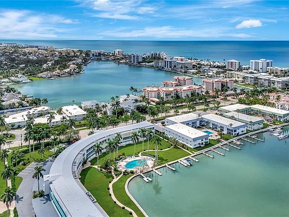 3rd image of 383 Harbour DR #304