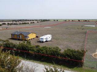 6827 County Road 1145, Celeste, TX 75423