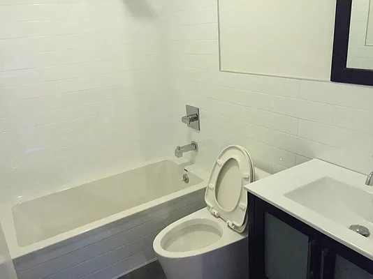 Rented by Premier Metro Realty Corp | media 13