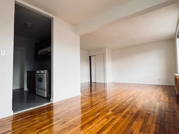 144-30 Roosevelt Avenue image 3 of 9