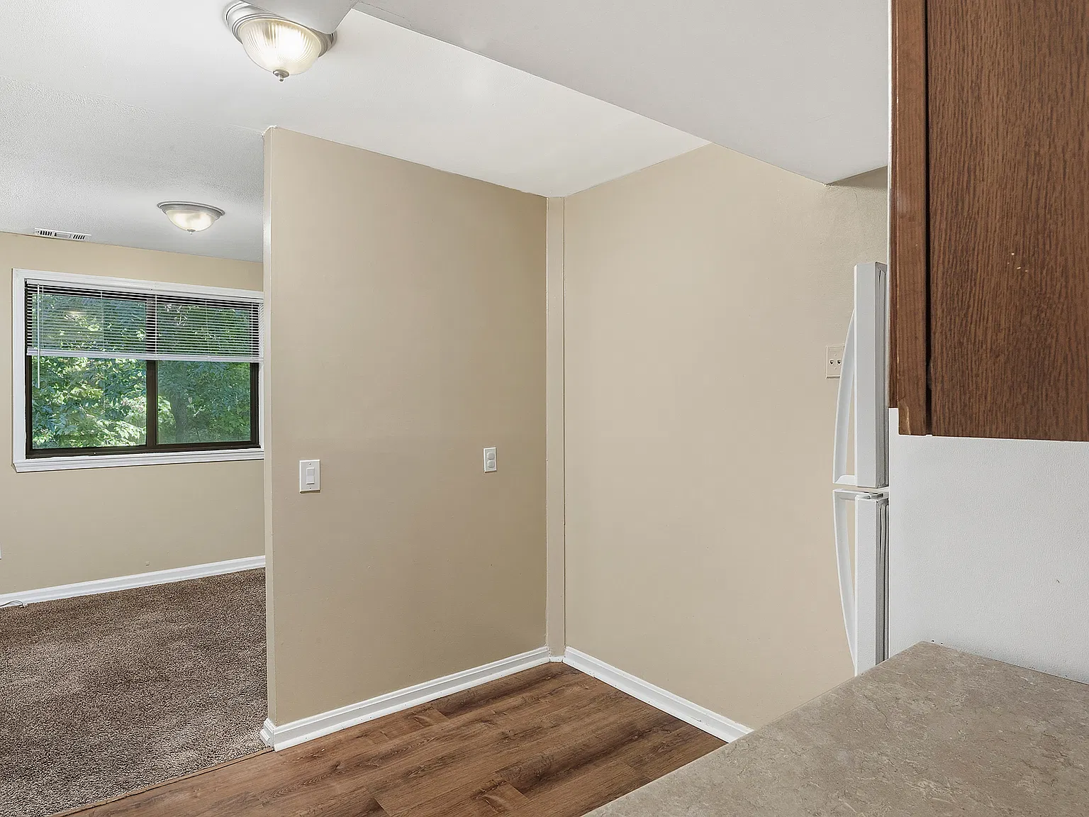 6075 Majors Lane - 4 — Photo 4