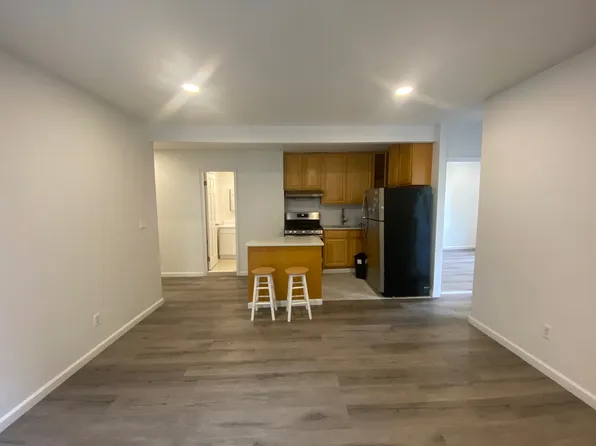 189 East Broadway image 1 of 9