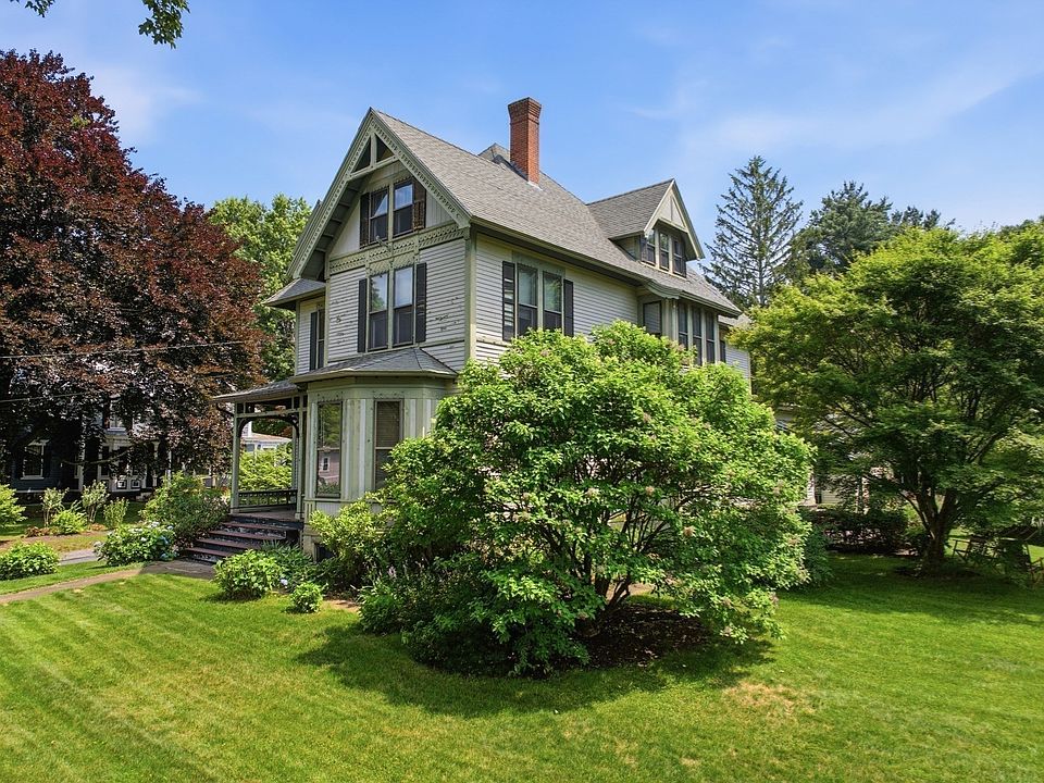 1st image of 33 Gilbert St
