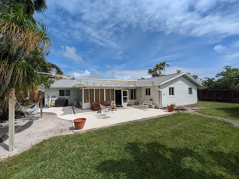 215 Artemis Blvd — Photo 32