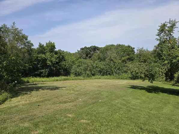 Mound View Ln, Harpers Ferry, IA 52146