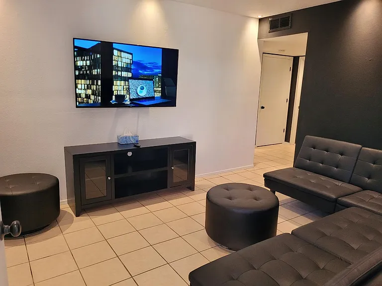 314 Alvarado Dr NE #A — Photo 5