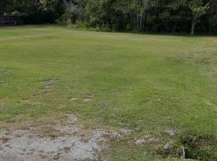 4513 Mill St, Moss Pt, MS 39563