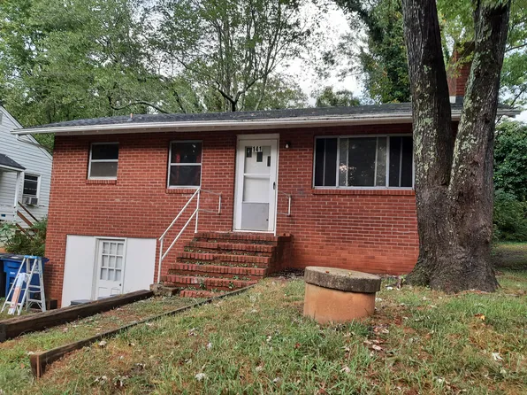 141 Endsley Ave, Winston Salem, NC 27106
