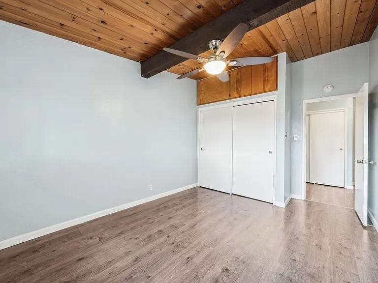 22555 Linden St #12 — Photo 19