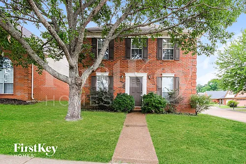 588 N Ericson Dr Photo 1