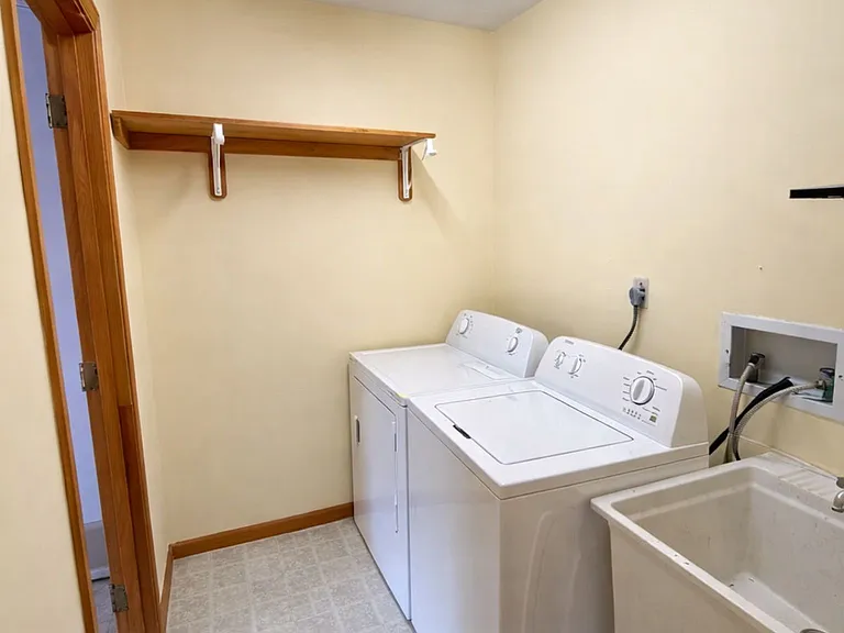 11290 Gunsmoke Ct — Photo 6