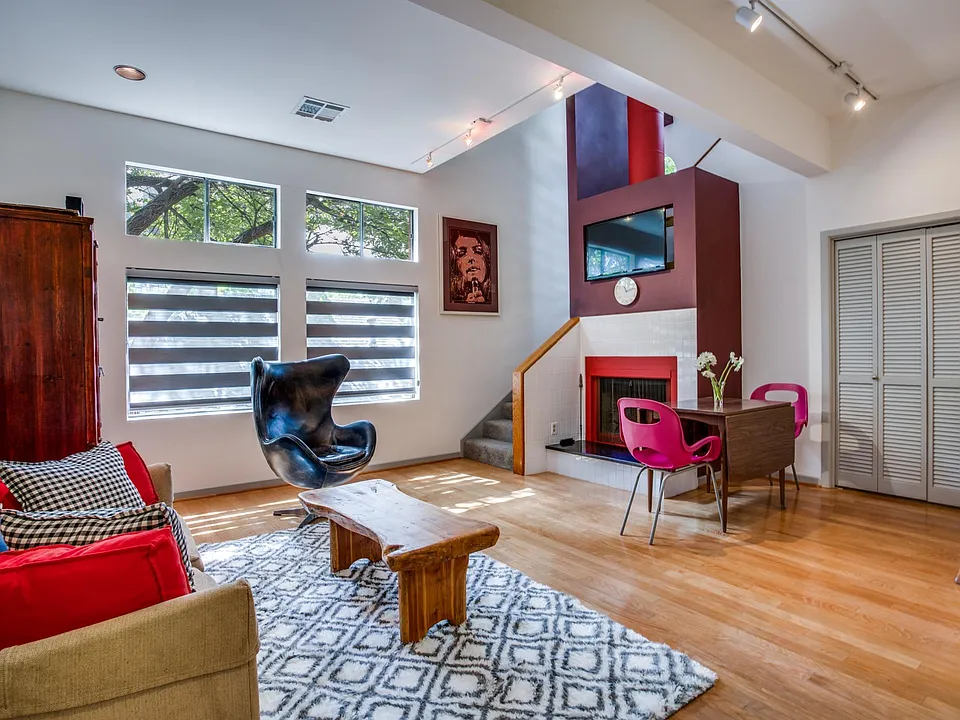 Light filled living spaces on the first floor