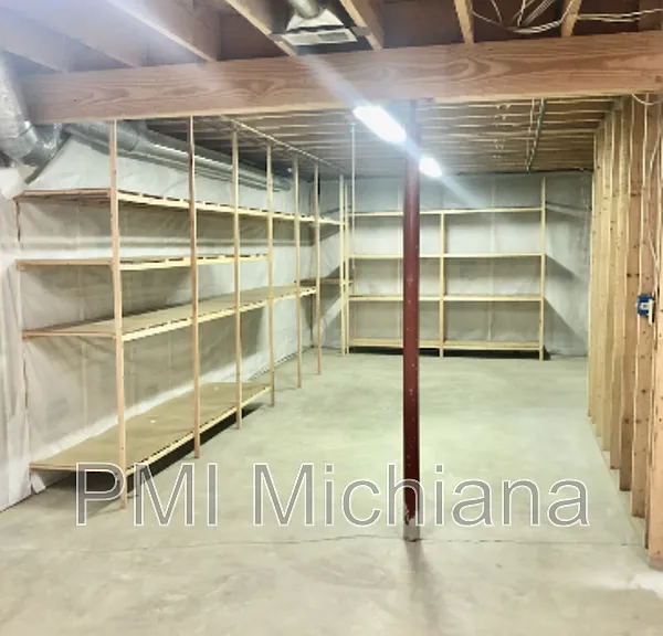 51880 Courtland Dr E — Photo 19