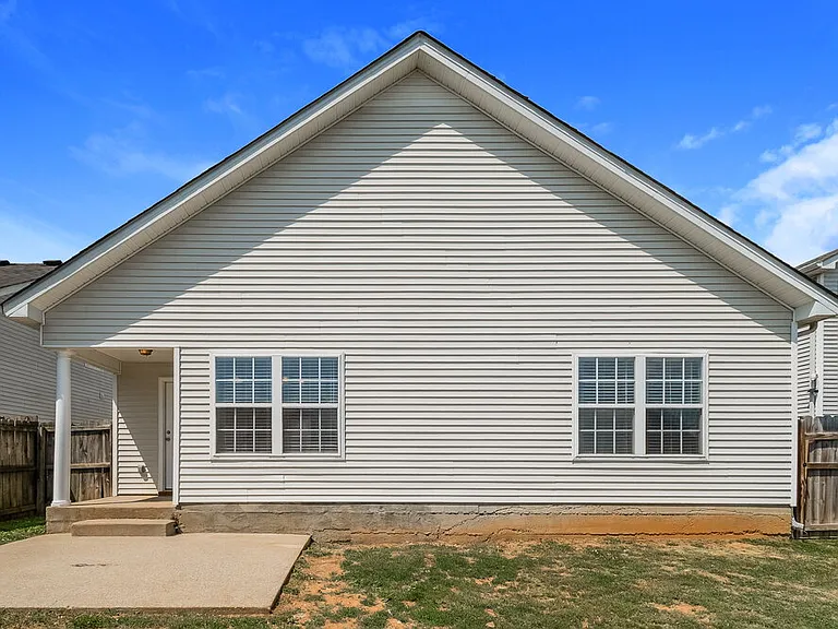 1625 Beaconcrest Cir — Photo 17