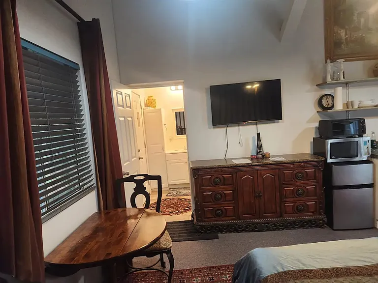 3058 Hill Valley Dr — Photo 6