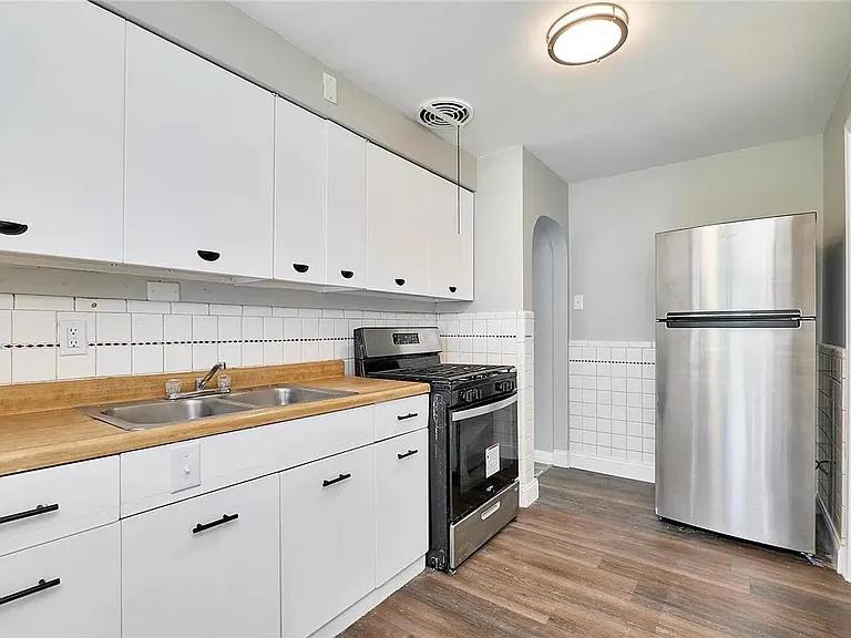 6108 Eaton Dr — Photo 3