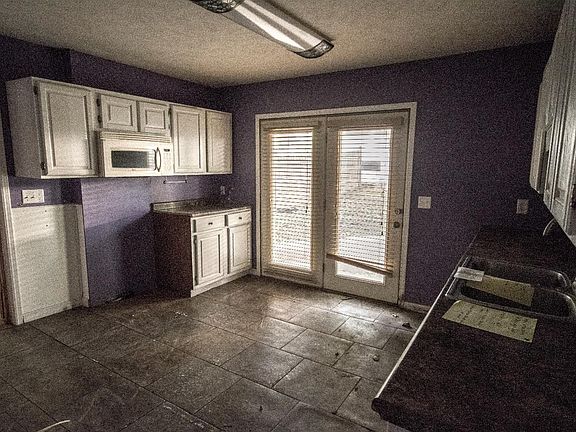 5th image of 101 Spruce Ave