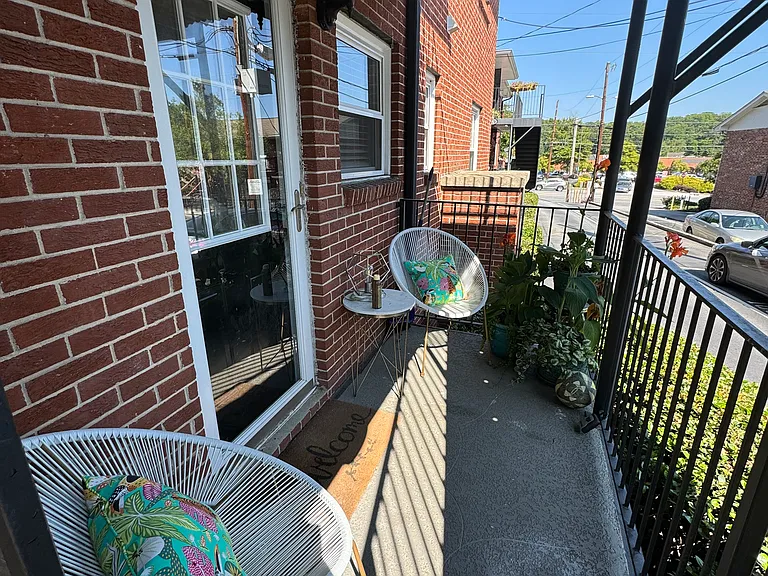 4282 Roswell Rd NE #B1 — Photo 1