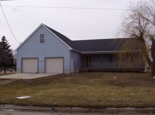 4447 N Carland Rd, Elsie, MI 48831